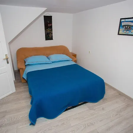 Bozo Apartment *