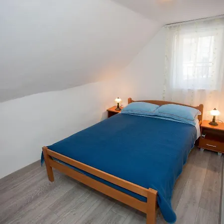Bozo Apartment *