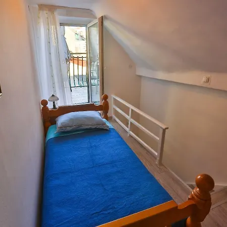 Bozo Apartment *